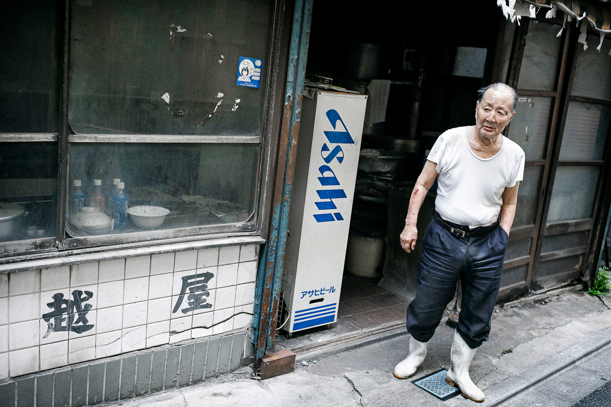 Tokyo through the lens of Lee Chapman 10