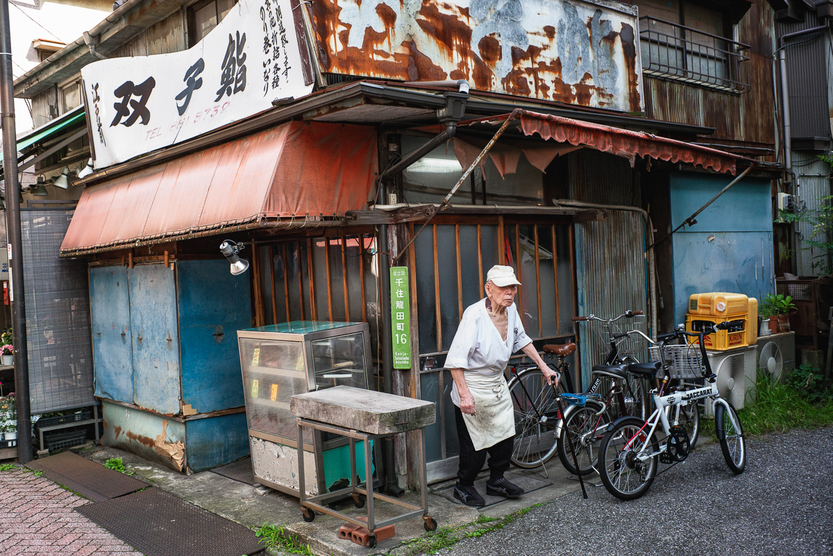 Tokyo through the lens of Lee Chapman 8